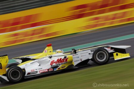 EOS5DsR+EF100-400mmF4.5-5.6L ISⅡUSM
182mmトリミング中 f13 1/60sec ISO100