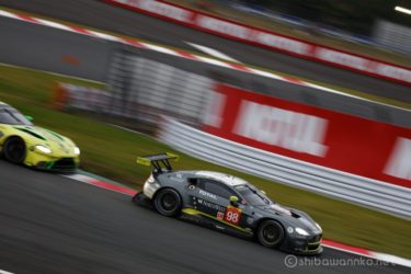 【Aston Martin Vantage 】たまには丸っこいLMGTEクラスのバトルを入れてみます。