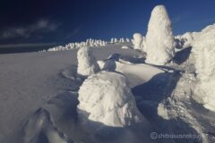 EOS5DsR+EF16-35mmF4L IS USM 23mm f11 1/125sec ISO100 PLフィルター