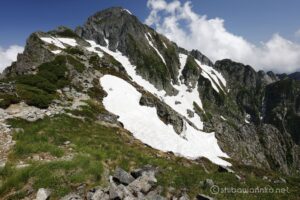 EOS5DsR+EF16-35mmF4L IS USM 16mm f11 1/125sec ISO100 PLフィルター