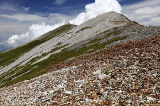 EOS5DsR+EF16-35mmF4L IS USM 30mm f11 1/125sec ISO100 PLフィルター