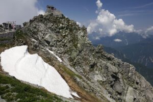 EOS5DsR+EF16-35mmF4L IS USM 27mm f8 1/250sec ISO100 PLフィルター