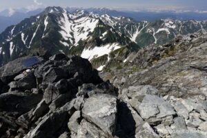 EOS5DsR+EF16-35mmF4L IS USM 16mm f11 1/125sec ISO100 PLフィルター