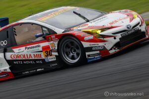 EOS5DsR+EF100-400mmF4.5-5.6L ISⅡUSM 400mmトリミング大 f5.6 1/160sec ISO100