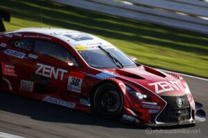 EOS5DsR+EF100-400mmF4.5-5.6L ISⅡUSM 400mmトリミング小 f6.3 1/250sec ISO100