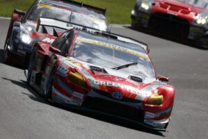 EOS5DsR+EF100-400mmF4.5-5.6L ISⅡUSM +エクステンダーEF1.4Ⅲ 520mmトリミング中 f9 1/1000sec ISO100 PLフィルター