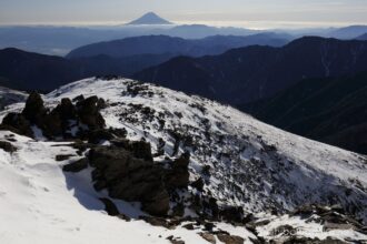 EOS5DsR+EF16-35mmF4L IS USM 27mm f16 1/125sec ISO100 PLフィルター