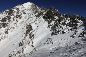 EOS5DsR+EF24-70mmF2.8LⅡUSM 28mm f8 1/500sec ISO100 PLフィルター