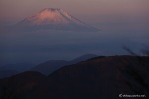 EOS5DsR+EF70-200mmF4L ISⅡ USM 200mm f8 0.5sec ISO100 PLフィルター