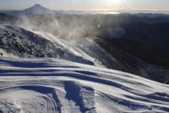 EOS R5+RF24-70mmF2.8L IS USM 24mm f16 1/50sec ISO100 PLフィルター