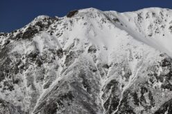 EOS R5+RF100-400mm F5.6-8 IS USM 335mm f8 1/800sec ISO100 PLフィルター